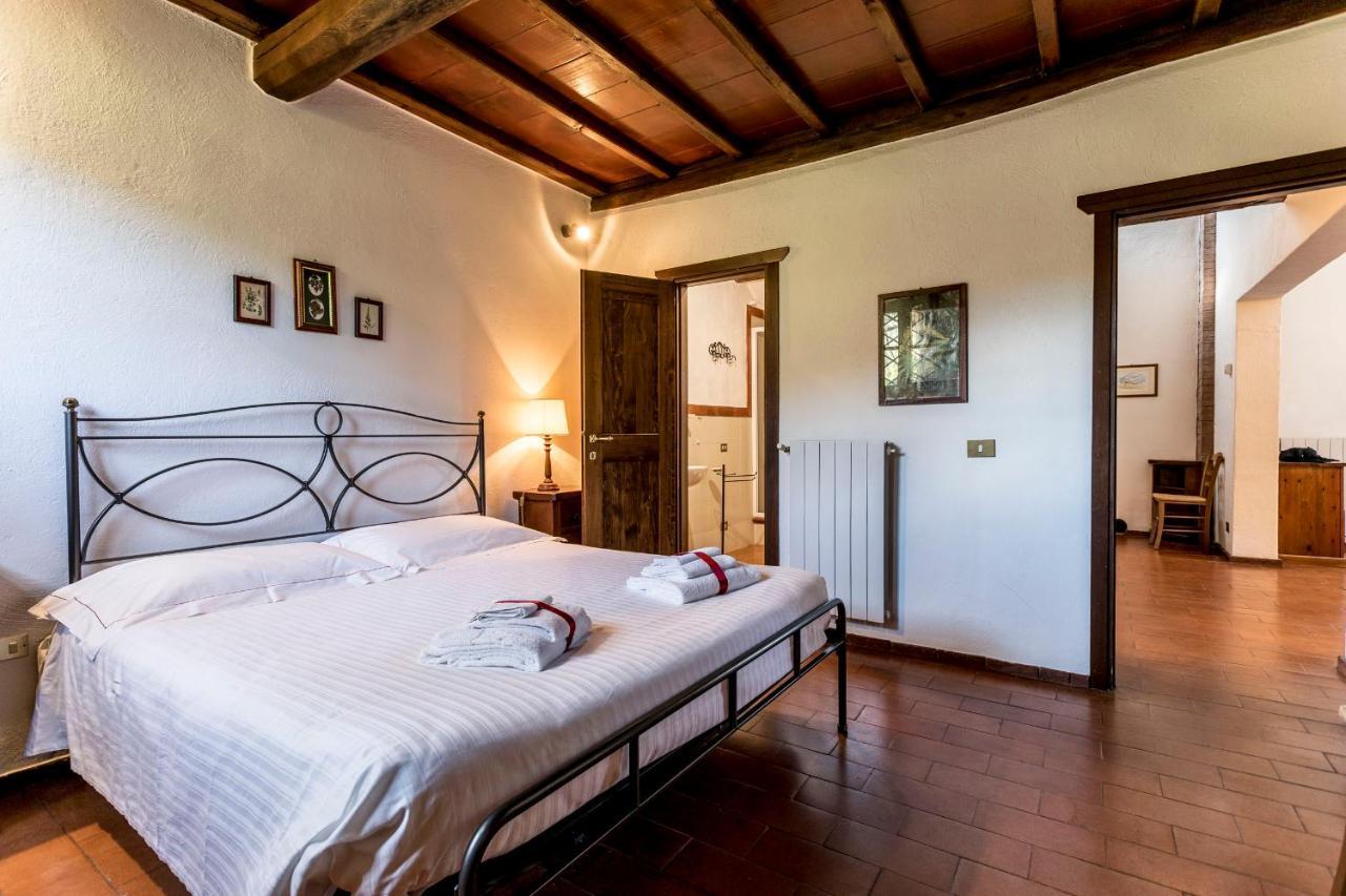 Borgo Il Poggiaccio Residenza D'Epoca Guest House Sovicille Bagian luar foto
