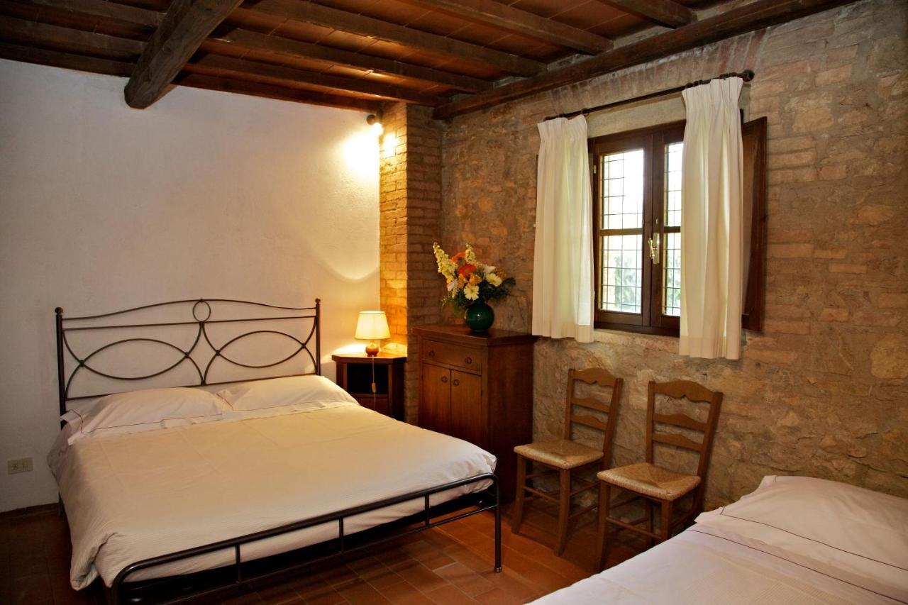 Borgo Il Poggiaccio Residenza D'Epoca Guest House Sovicille Bagian luar foto