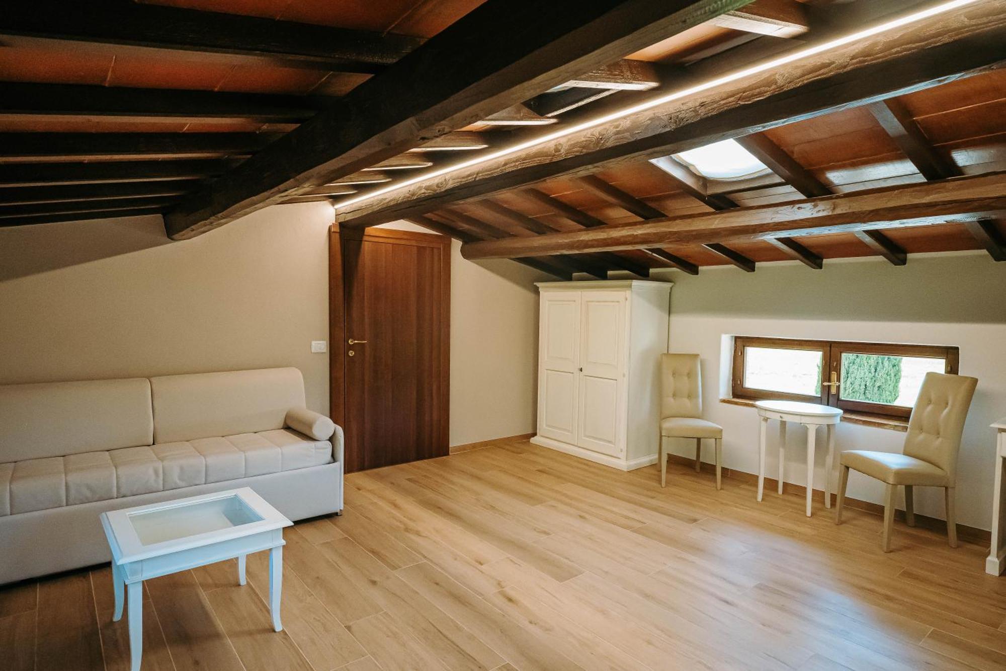 Borgo Il Poggiaccio Residenza D'Epoca Guest House Sovicille Bagian luar foto