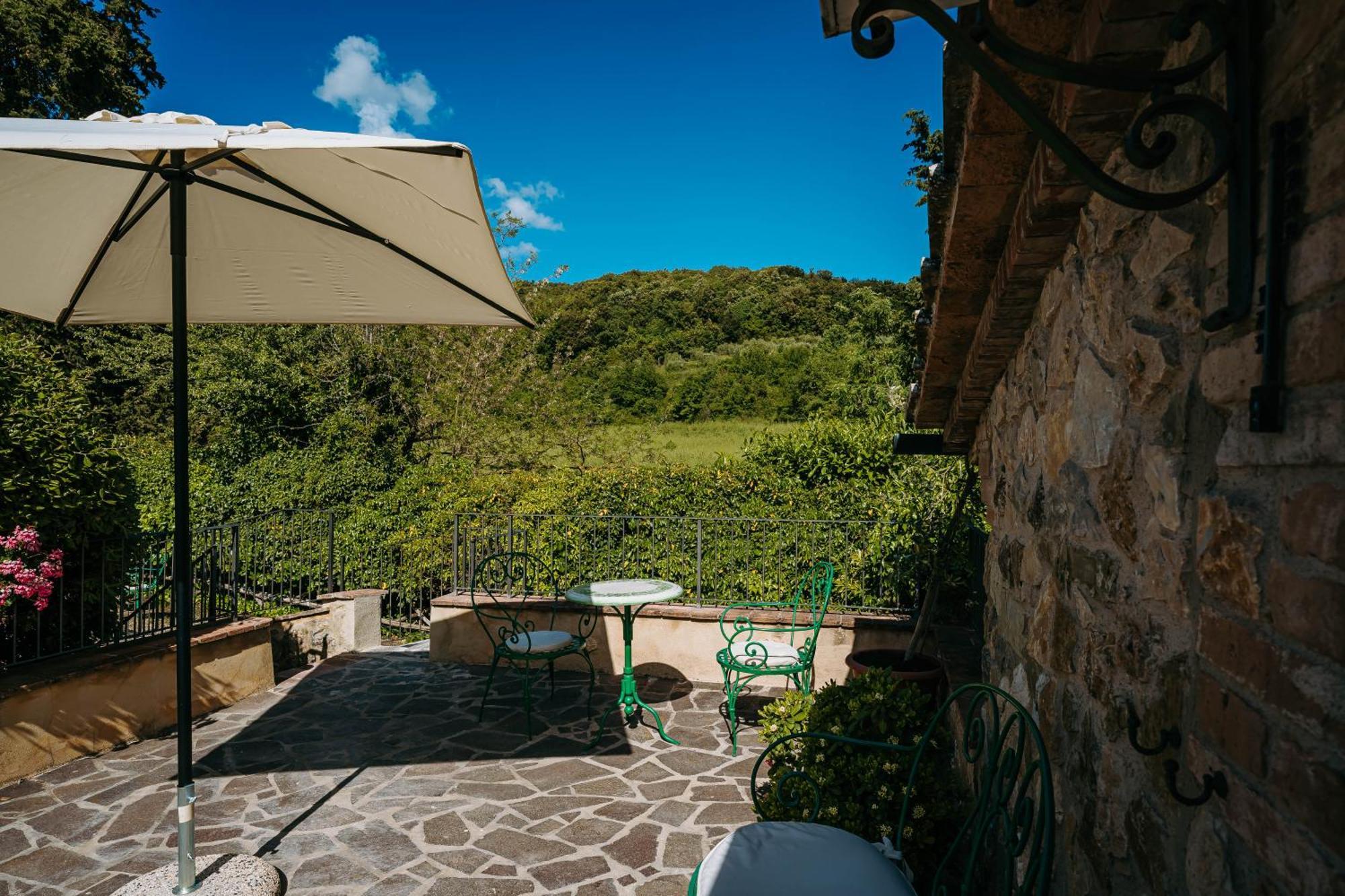 Borgo Il Poggiaccio Residenza D'Epoca Guest House Sovicille Bagian luar foto