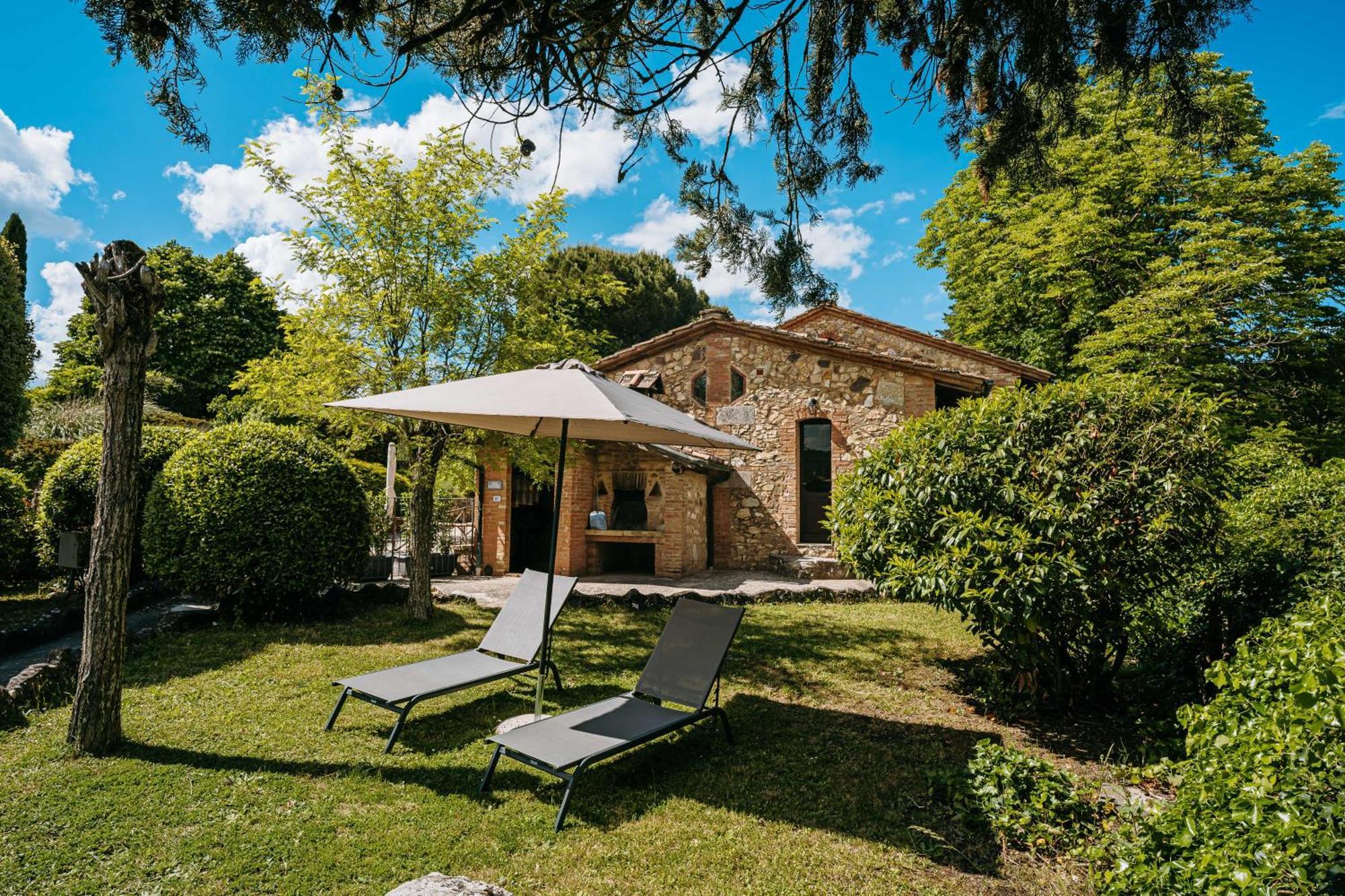 Borgo Il Poggiaccio Residenza D'Epoca Guest House Sovicille Bagian luar foto